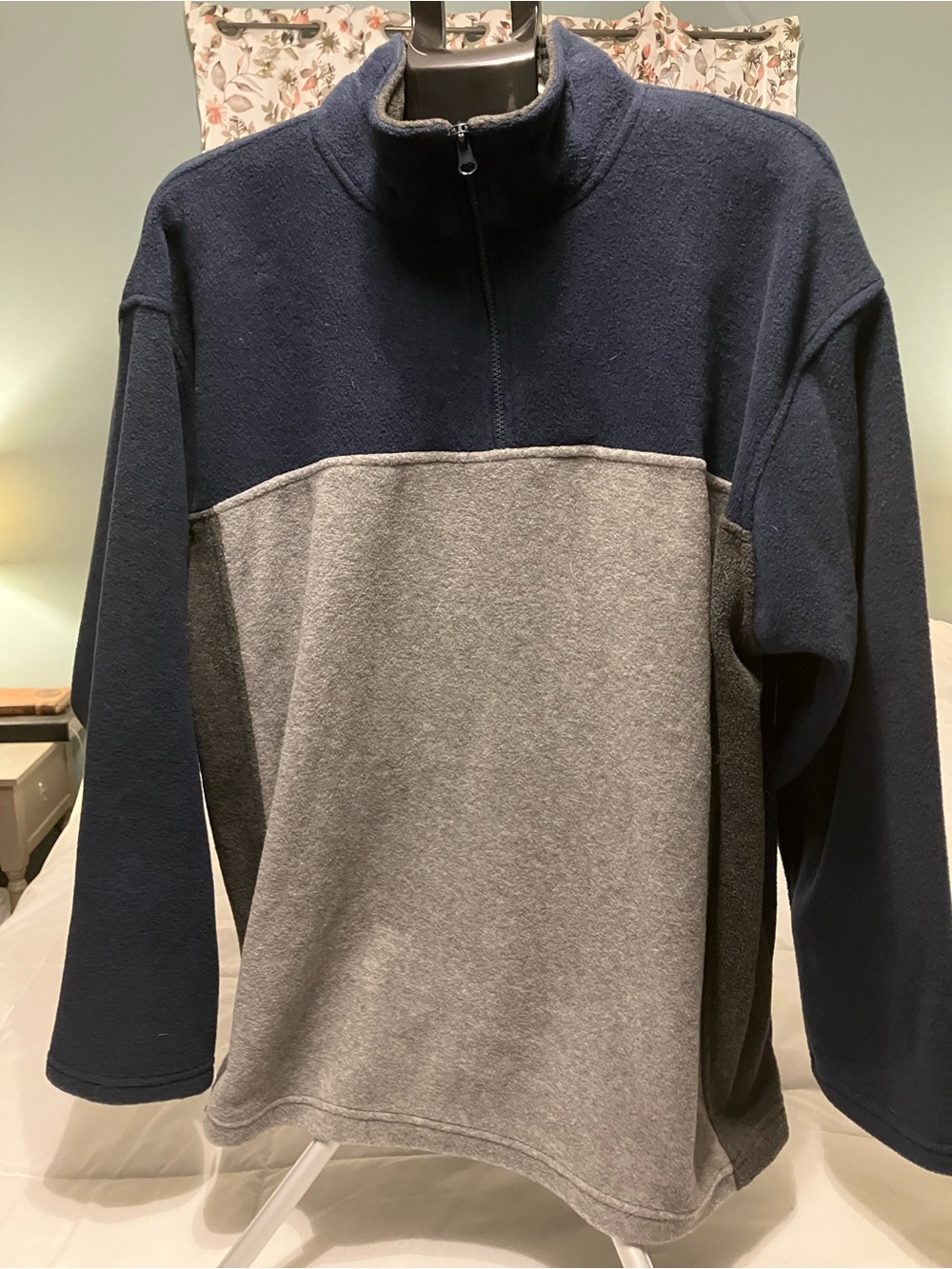 Vintage Highland Outfitters Men’s XL Colorblock Quarter Zip Fleece Pullover